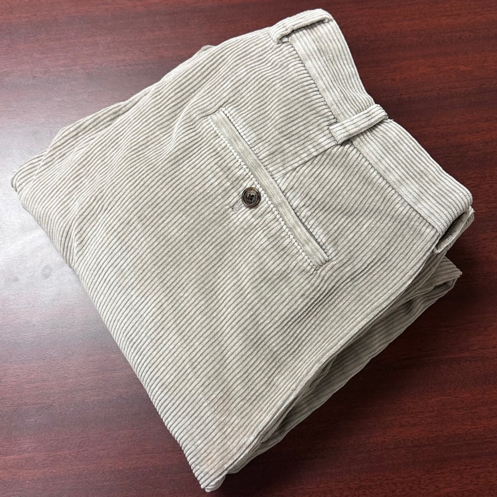 Brooks Brothers Corduroy Pants Mens 38x32 Elliot‎ Tan Beige Pleated Hemmed FLAW